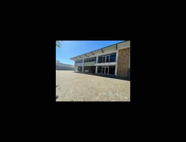 1,650M² WAREHOUSE TO LET IN NDABENI